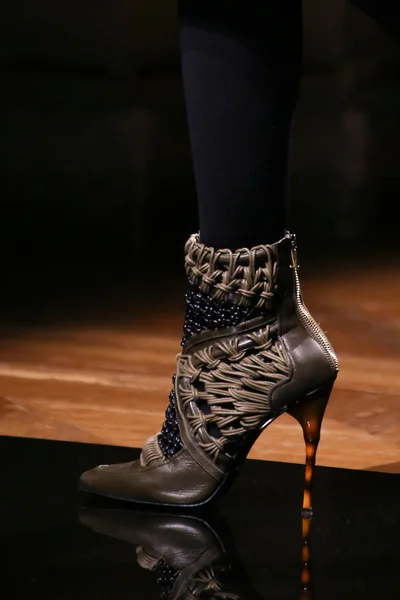 Look 74